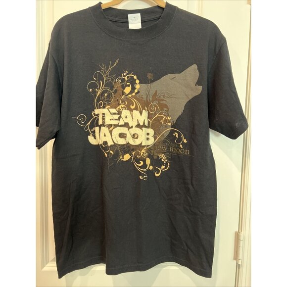 Twilight Saga New Moon Team Jacob 2009 Edward Jacob Bella T-Shirt medium - Picture 1 of 5